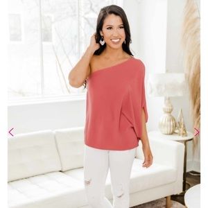 One shoulder top